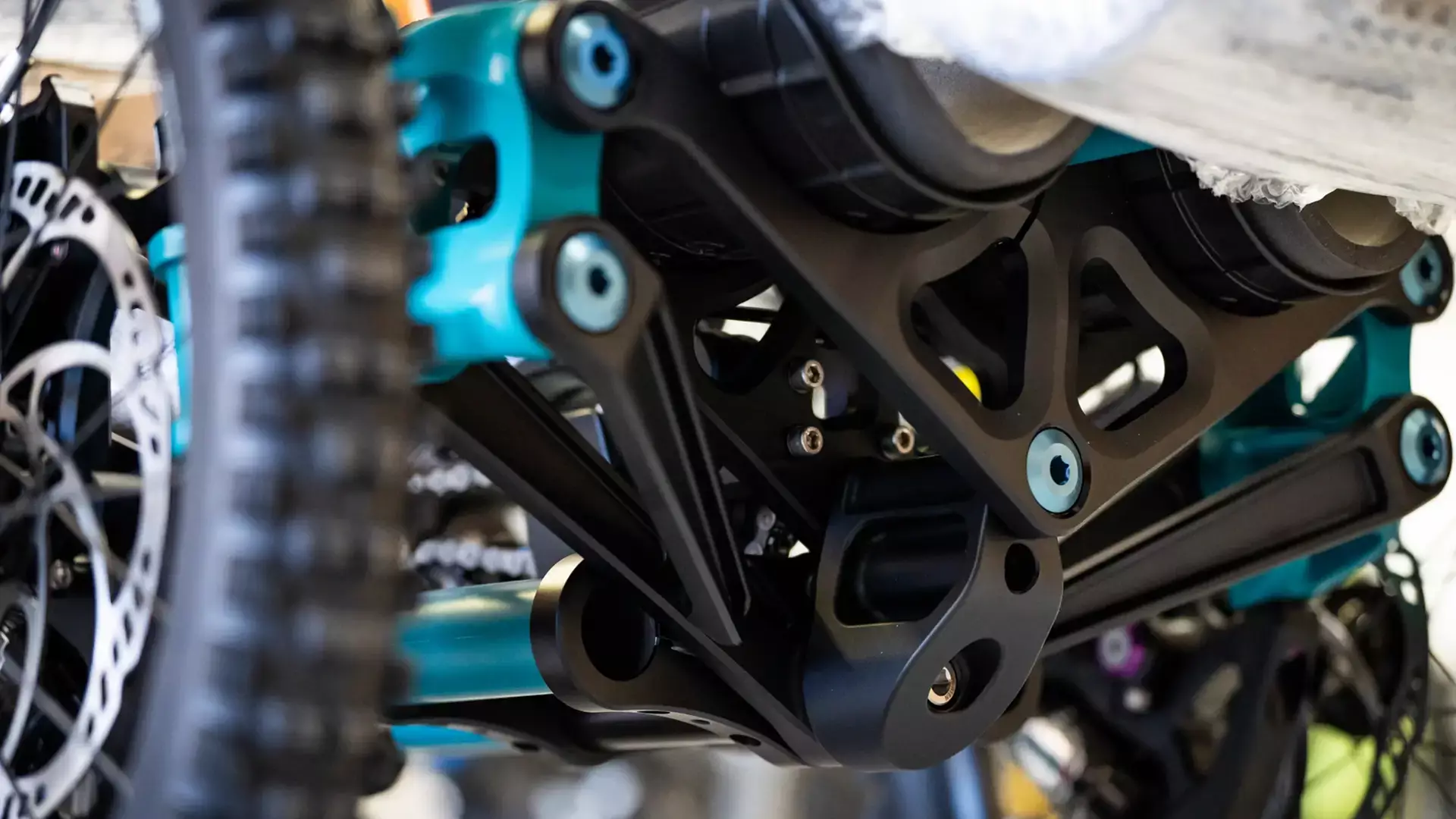 EC | BOWHEAD RX ADVENTURE E-BIKE